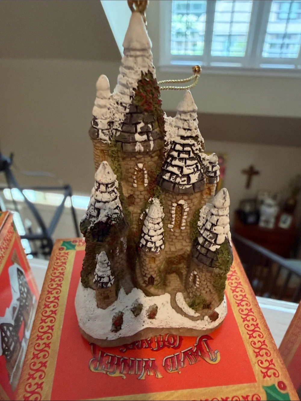 David Winter Cottages - Mini Ornaments Set of 4.